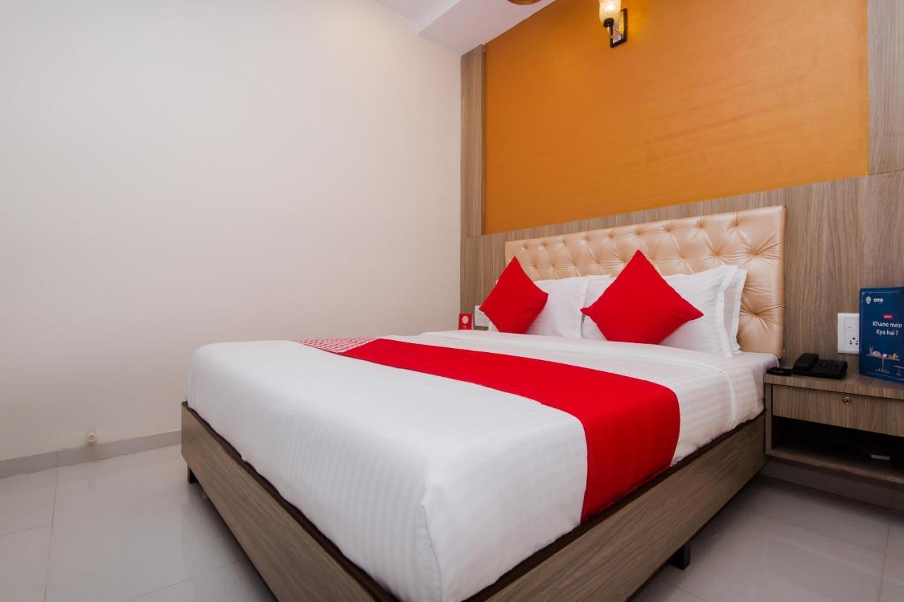 Oyo 14056 Golden Arch Hotell Mumbai Eksteriør bilde