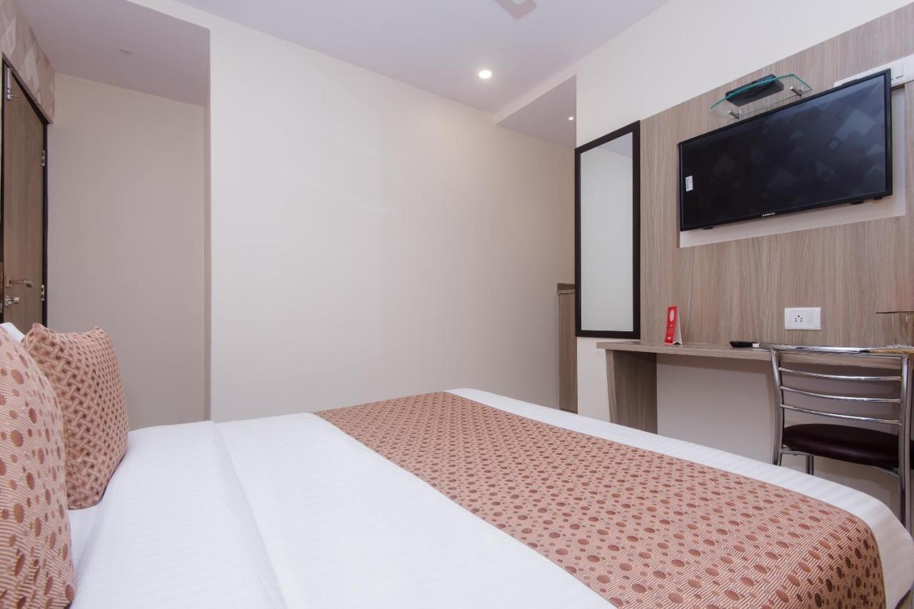 Oyo 14056 Golden Arch Hotell Mumbai Eksteriør bilde