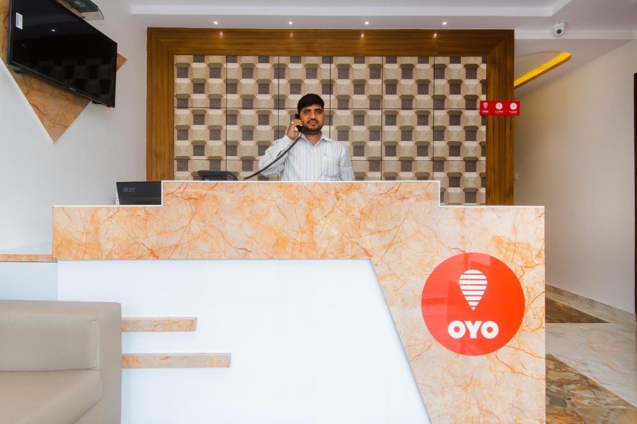 Oyo 14056 Golden Arch Hotell Mumbai Eksteriør bilde